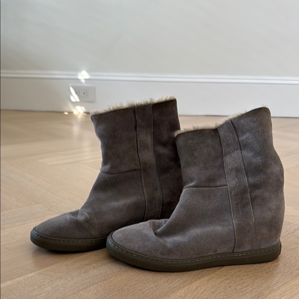 Common Projects Women's Suede Ankle Boots - Gray built in wedge size 8